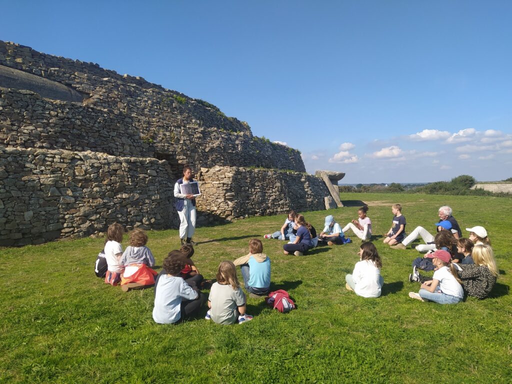 La préhistoire grandeur nature pour les CE2, CM1 et CM2